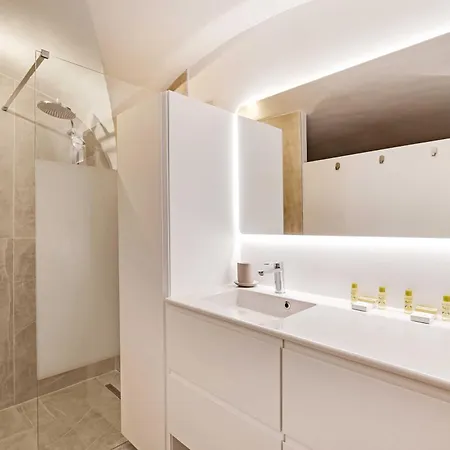 Authentic - 2br - 4p - Monnaie Appartamento Parigi
