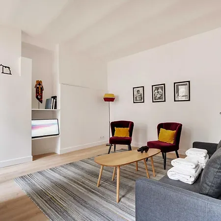 Authentic - 2br - 4p - Monnaie Appartamento